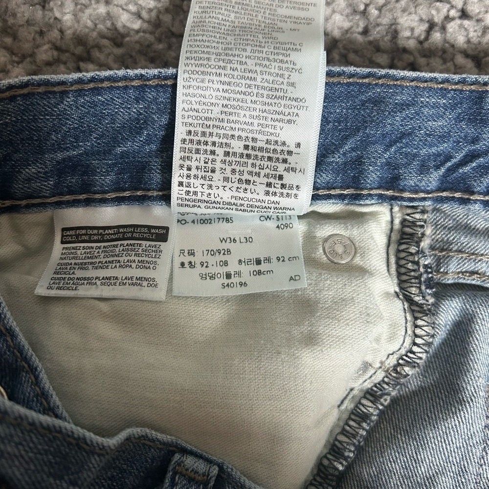 Levi's 514 Men's Straight Jeans in Faded Blue Size 36 x 30 - Picture 9 of 10